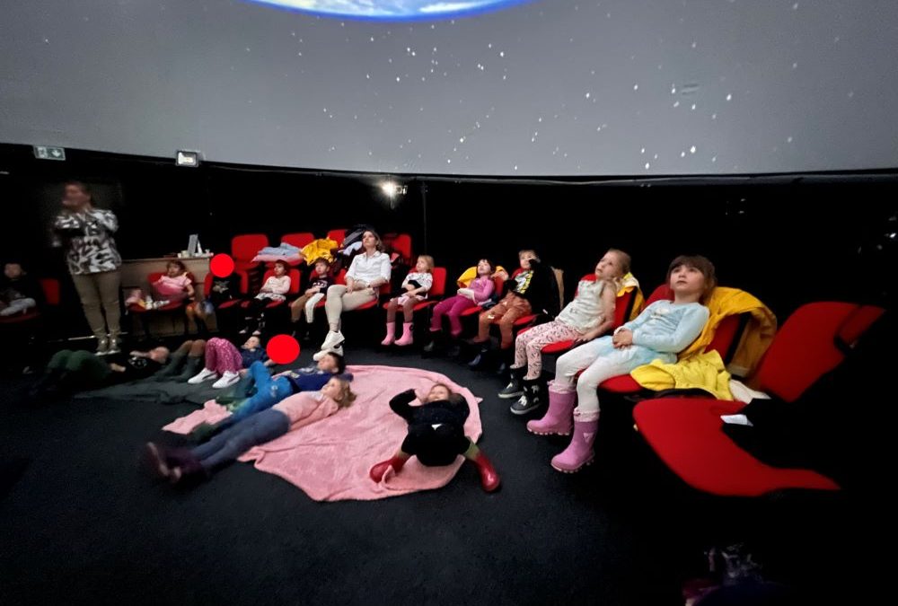 DOŽIVIMO VESOLJE! – OGLED PLANETARIJA V PODČETRTKU